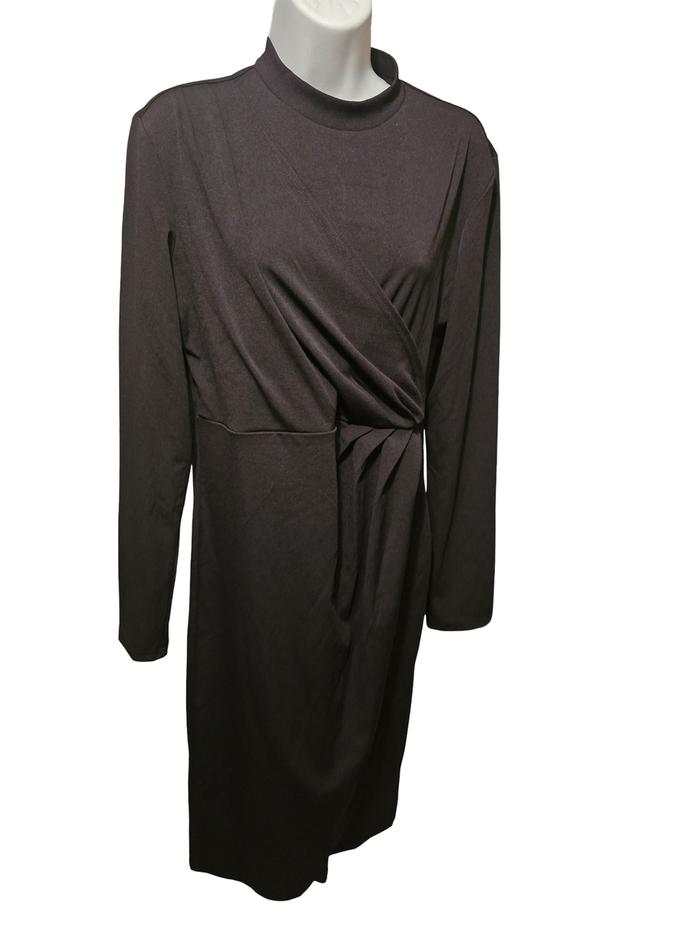 Elegant Black Long-Sleeve Twist-Waist Dress